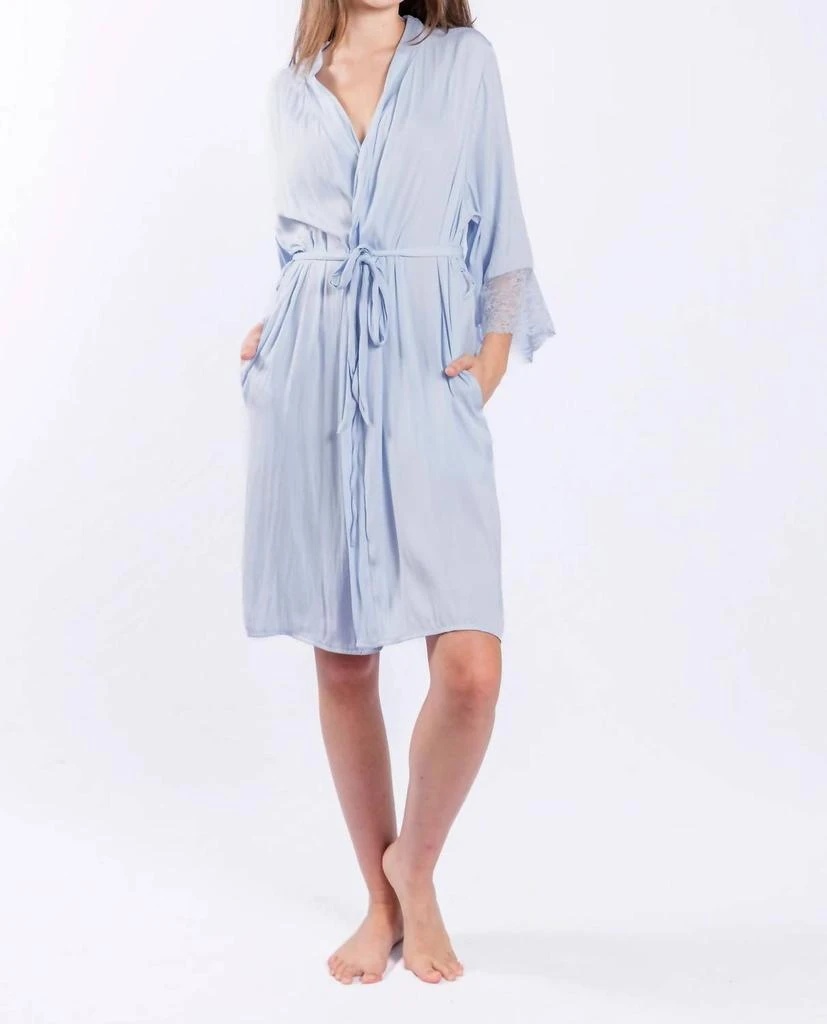 商品Imbali Charleston|Imbali Charleston - Jacquard Satin Robe,价格¥502,第2张图片详细描述