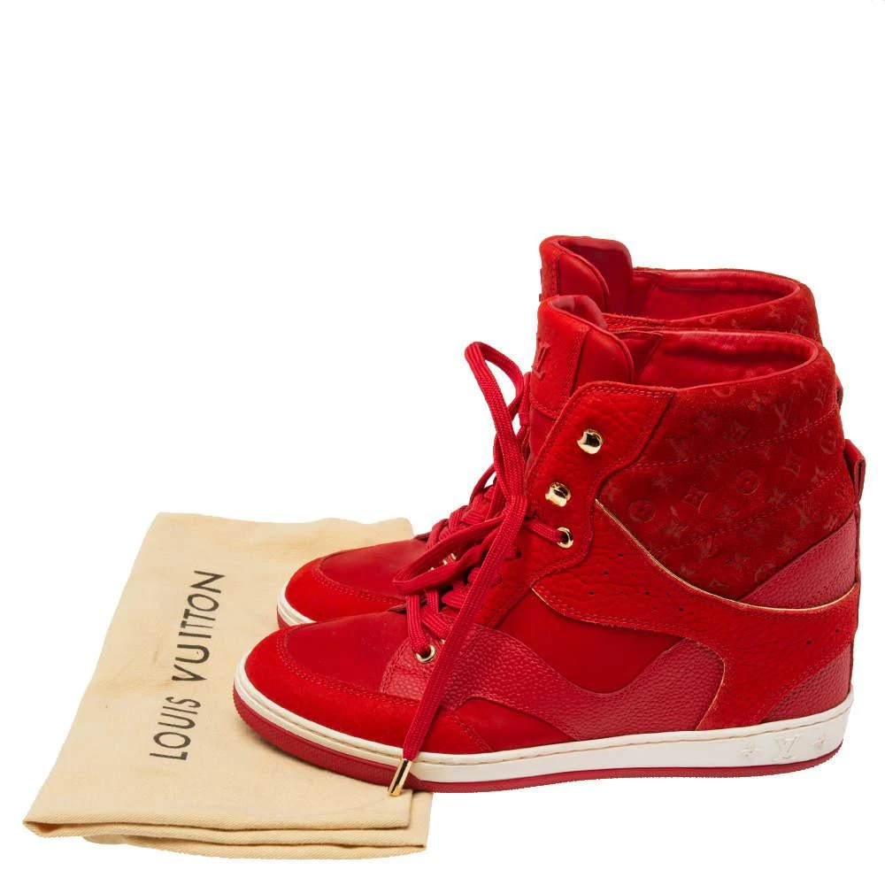 Louis Vuitton Monogram Red Suede High Top Sneakers  Size 38.5 商品