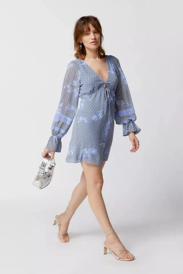 商品Urban Outfitters|UO Charlene Printed Long Sleeve Mini Dress,价格¥74,第4张图片详细描述
