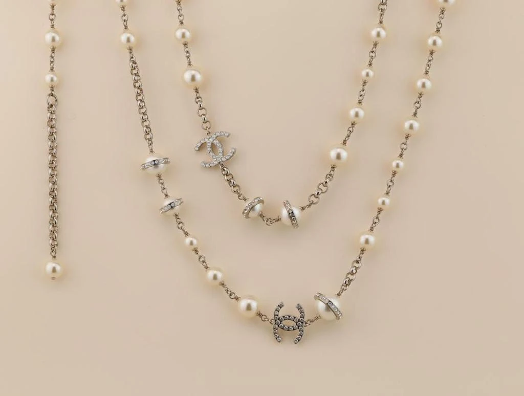 Chanel CC Logo Faux Pearl Long Necklace 商品