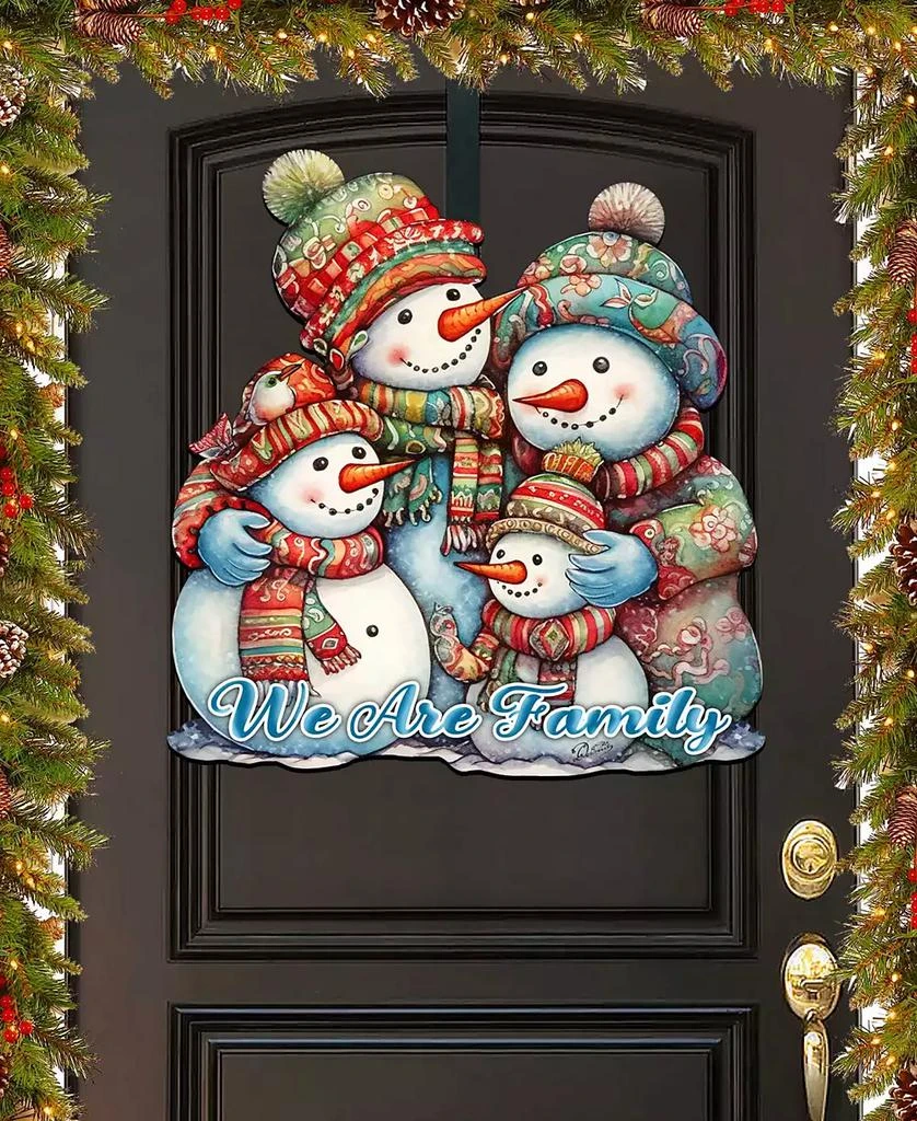 商品Designocracy|Snowman's Family Christmas Wooden Wall Decor Door Decor G. DeBrekht,价格¥989,第1张图片