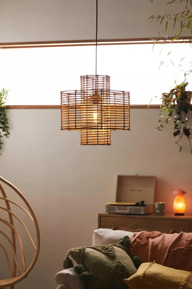 商品Urban Outfitters|Cylindrical Rattan Pendant Light,价格¥1410,第1张图片