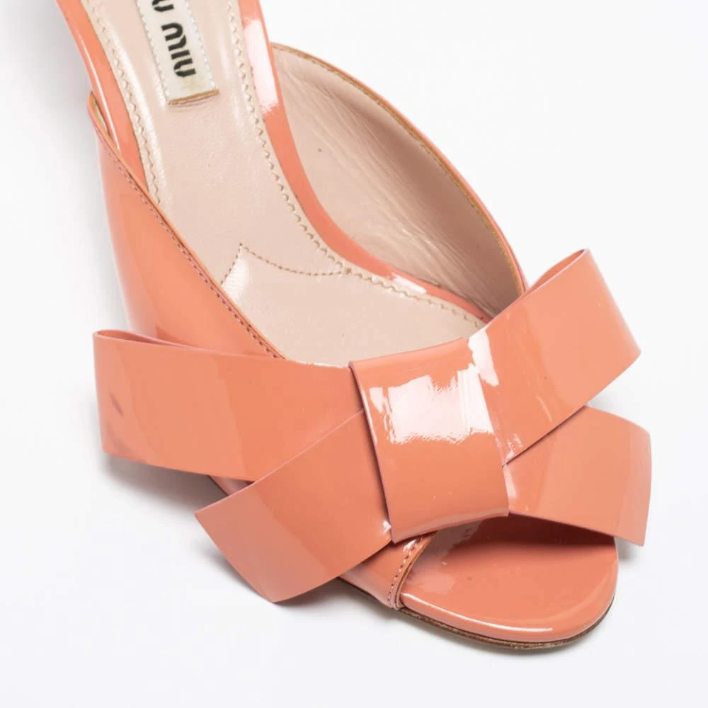 Miu Miu Blush Pink Patent Leather Bow Mules Size 36.5 商品