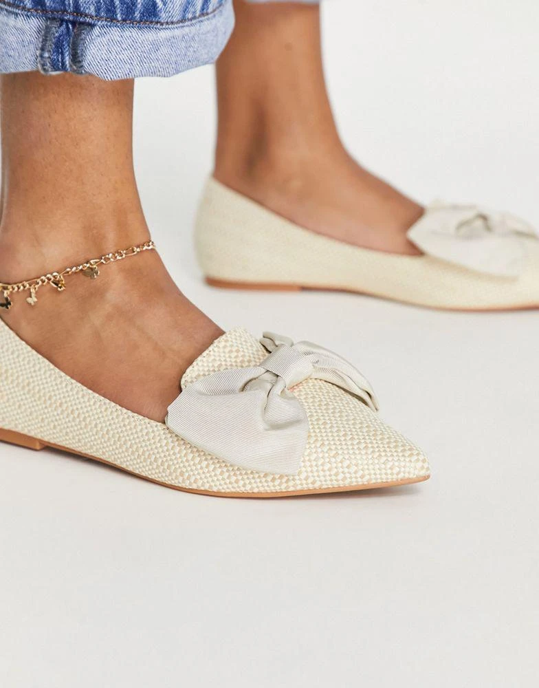 商品ASOS|ASOS DESIGN Lake bow pointed ballet flats in natural raffia,价格¥145,第3张图片详细描述