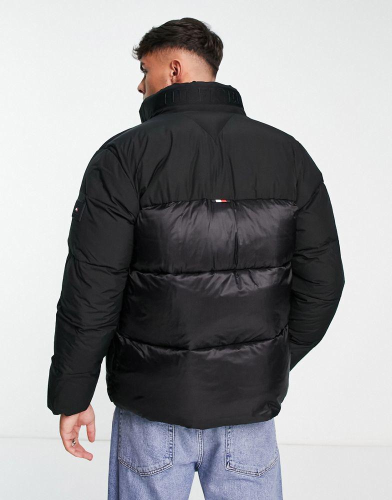 商品Tommy Hilfiger|Tommy Hilfiger tech stand collar icon ziptape puffer jacket in black,价格¥2453,第4张图片详细描述