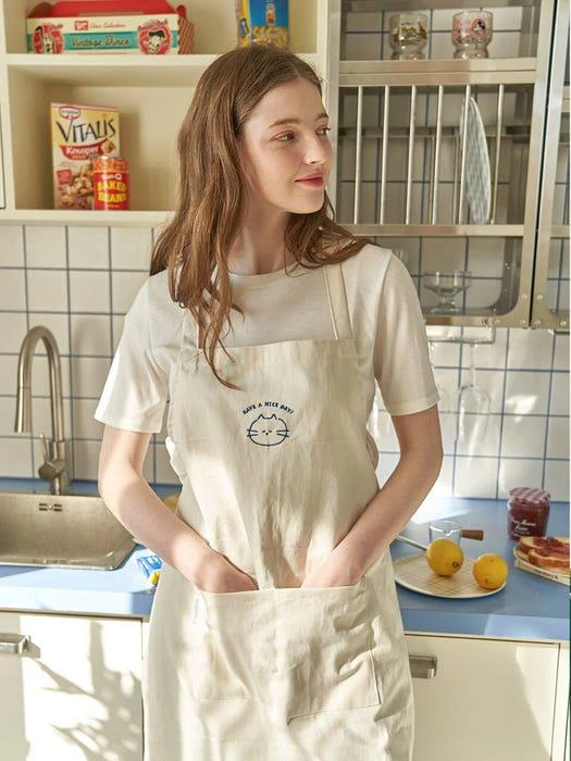 商品DECOVIEW|Creamy Blue Cat Embroidered  Apron,价格¥416,第4张图片详细描述