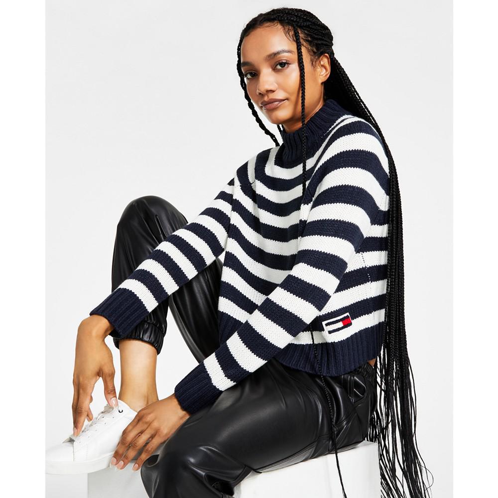 商品Tommy Jeans|Women's Mock-Neck Sweater,价格¥372,第5张图片详细描述