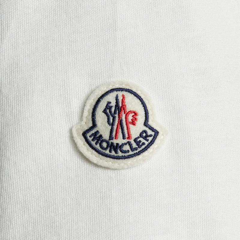 商品Moncler|【预售3-7天】Moncler/蒙克莱 22年秋冬新款 男士浅褐色纯棉铆钉徽标短袖T恤H10918C000158390T02B,价格¥1992,第5张图片详细描述
