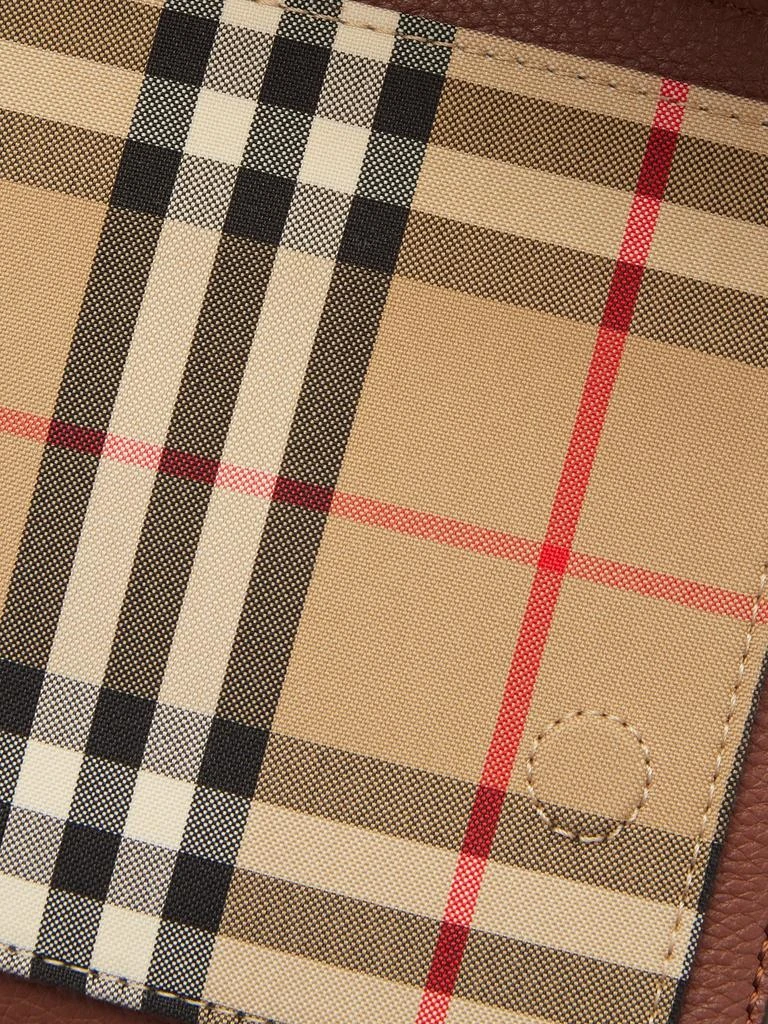 商品Burberry|Vintage-check canvas and leather cross-body bag,价格¥11355,第4张图片详细描述