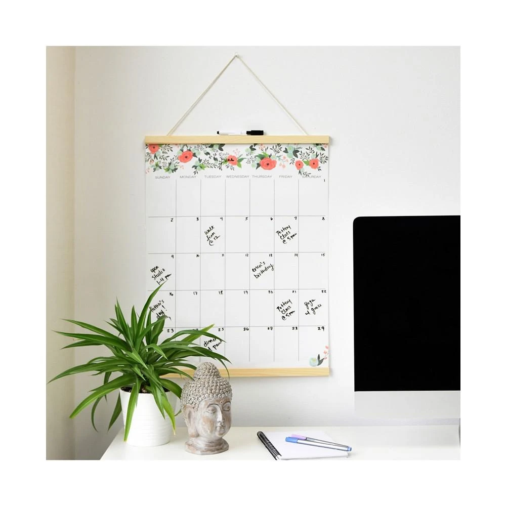 商品WallPops|Garden Rose Dry Erase Tapestry,价格¥366,第2张图片详细描述