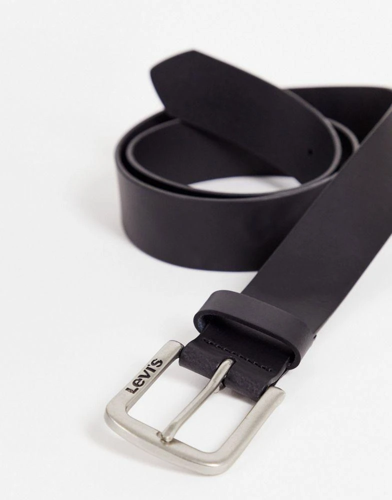 商品Levi's|Levi's seine leather belt in black with logo,价格¥274,第2张图片详细描述