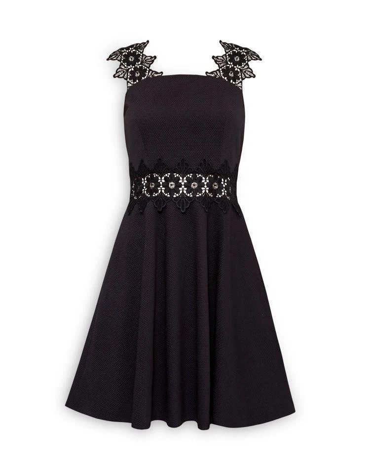 商品Ted Baker London|Ted Baker Lace Detail Dress,价格¥1652,第5张图片详细描述