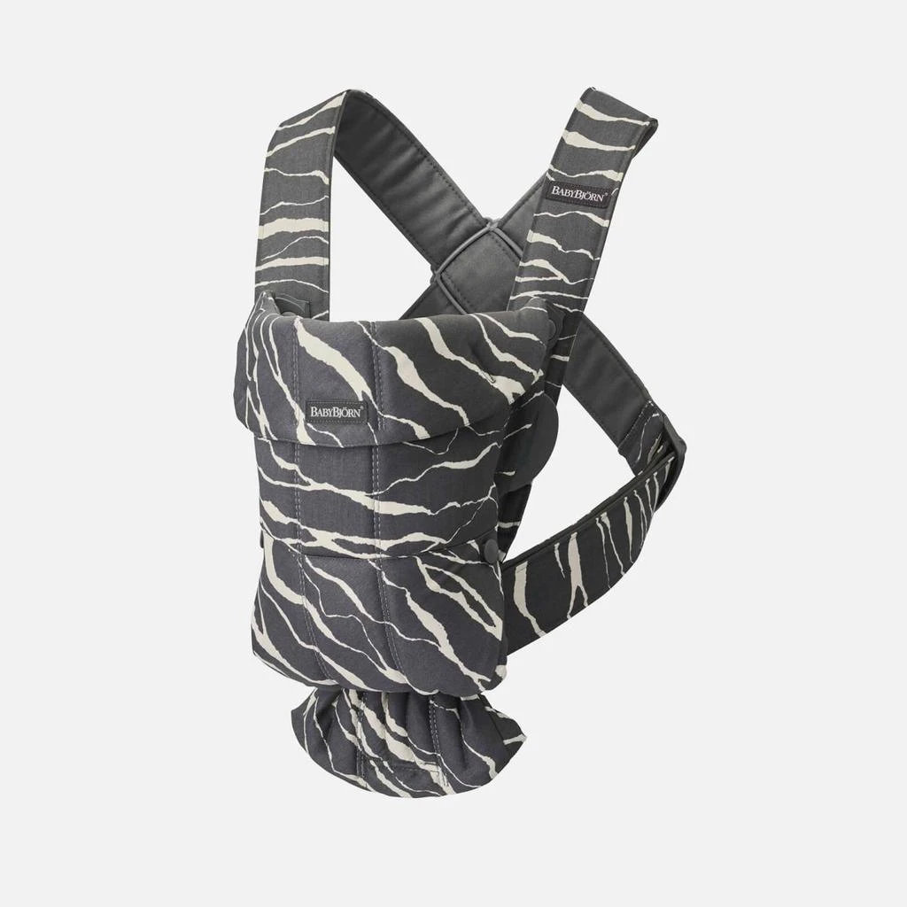 商品BabyBjörn|BABYBJÖRN Mini Baby Carrier - Anthracite/Landscape,价格¥716,第1张图片