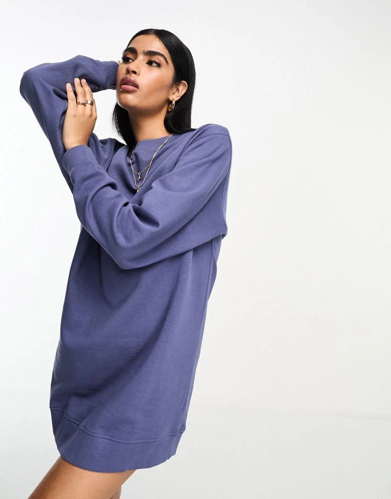 商品ASOS|ASOS DESIGN oversized mini sweatshirt dress in blue,价格¥137,第4张图片详细描述