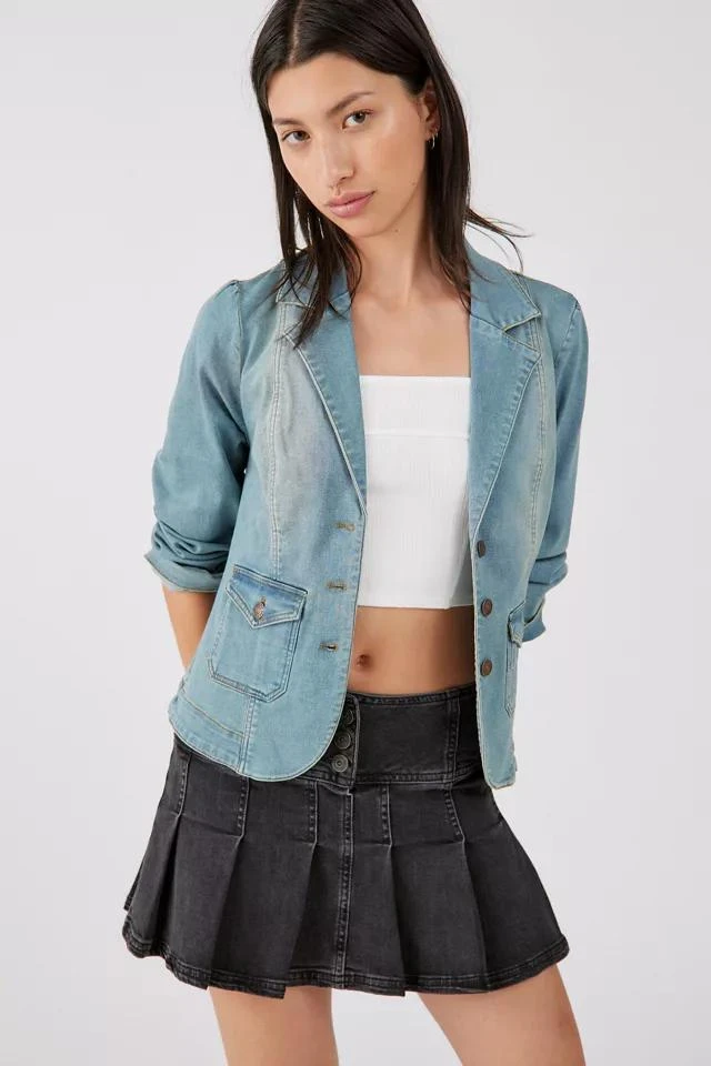 商品BDG|BDG Cami Denim Blazer,价格¥372,第1张图片