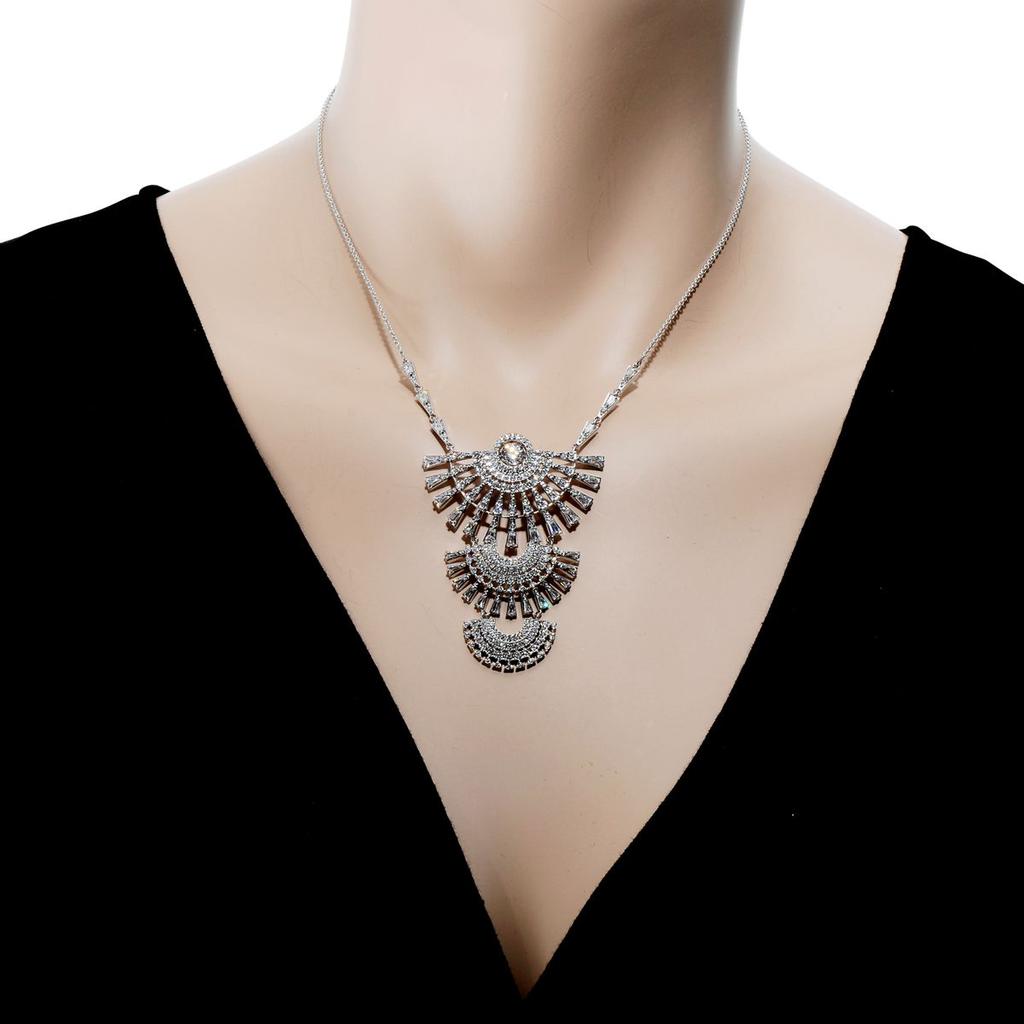 Swarovski Sparkling Dance Rhodium-Plated And Crystal Pendant Necklace 5564432商品第2张图片规格展示
