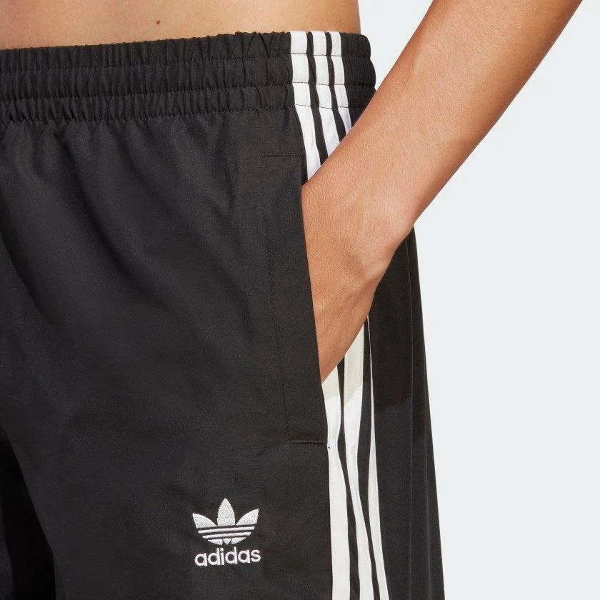 商品Adidas|Men's adidas Adicolor 3-Stripes Swim Shorts,价格¥131,第4张图片详细描述