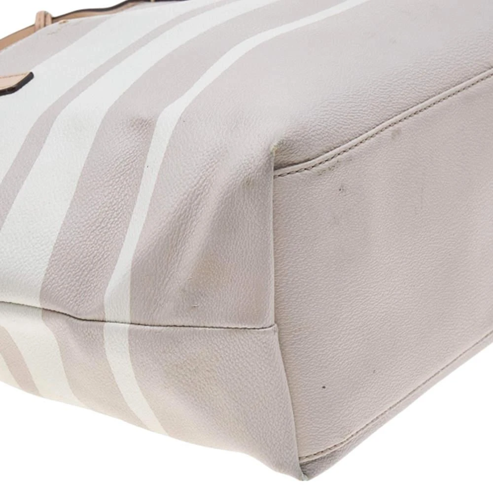 Kate Spade Grey/White PVC and Leather Striped Tote 商品
