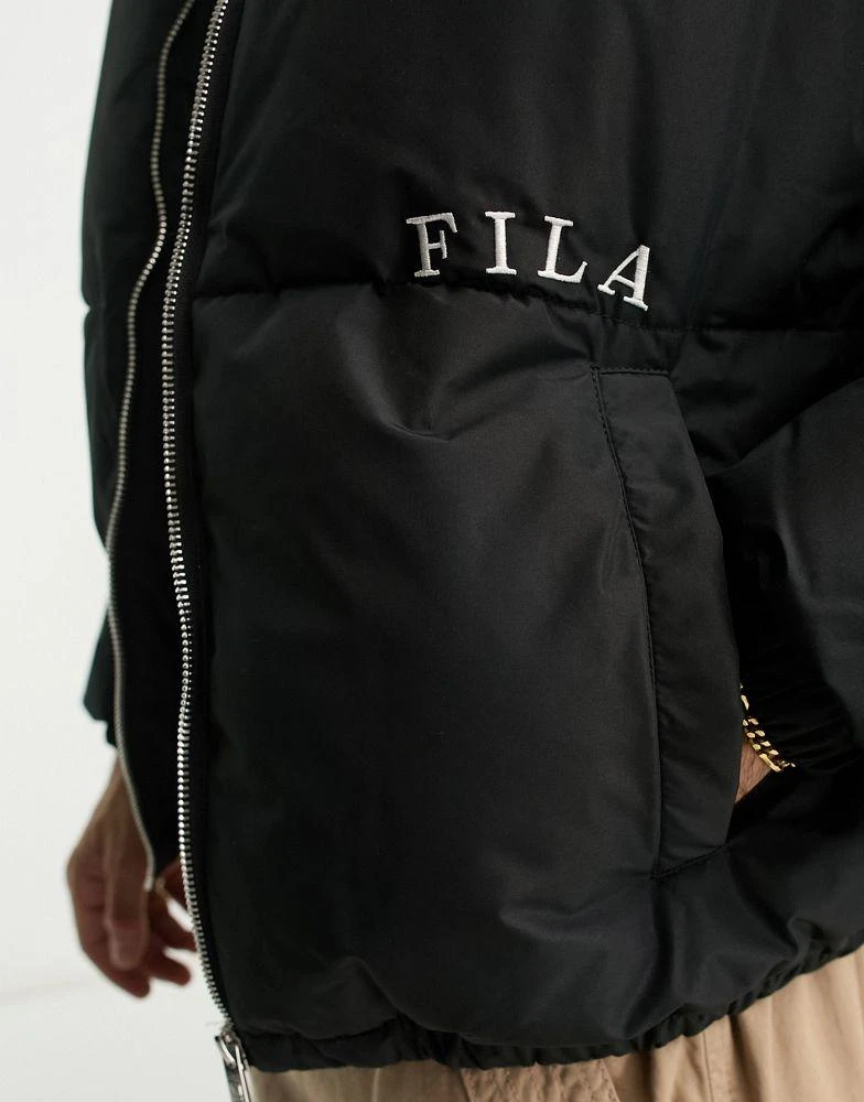 商品Fila|Fila unisex colour blocked puffer with logo in black,价格¥432,第4张图片详细描述