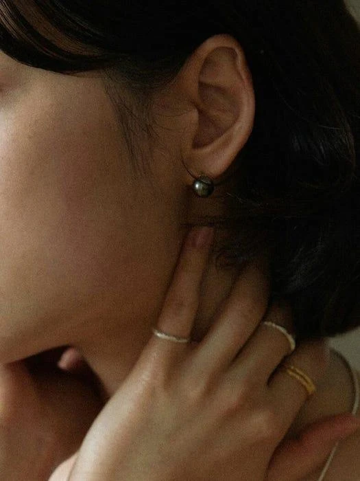 商品EN CE MOMENT|Classic Tahiti Black Pearl Earrings (9-9.5mm),价格¥2349,第3张图片详细描述