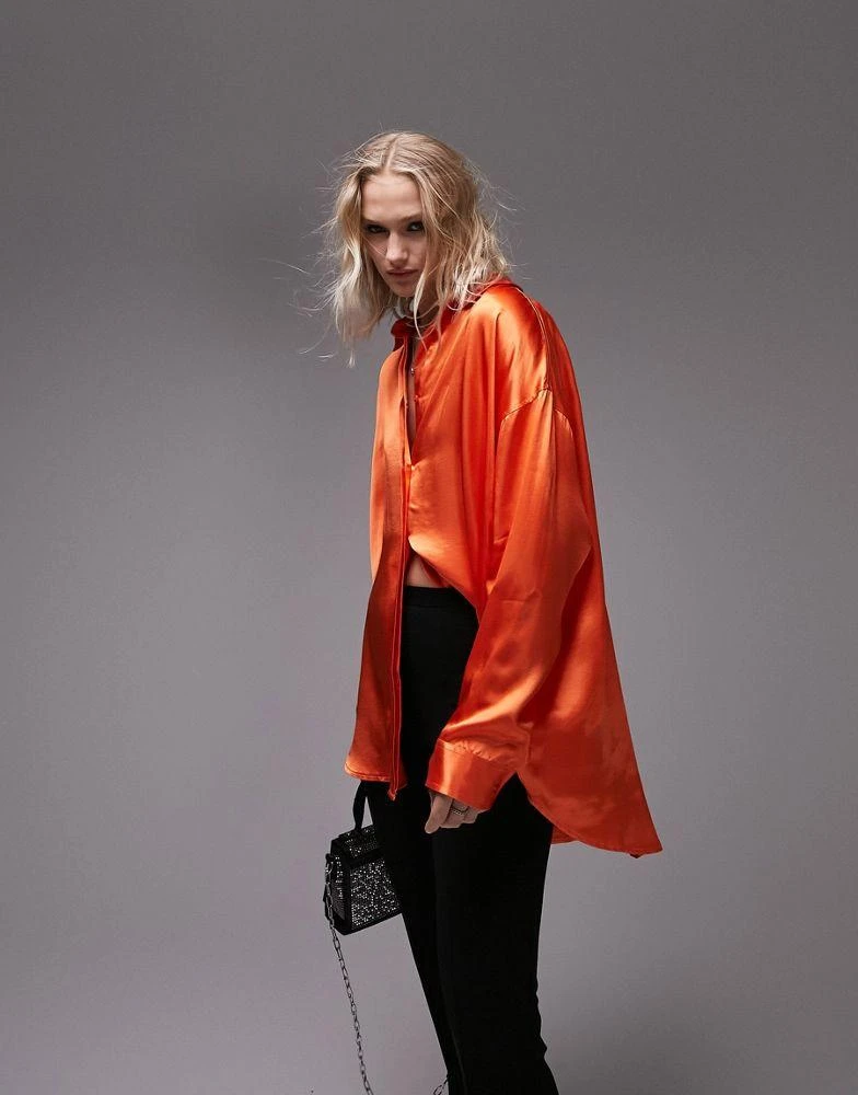 商品Topshop|Topshop premium oversized satin shirt in orange,价格¥124,第4张图片详细描述