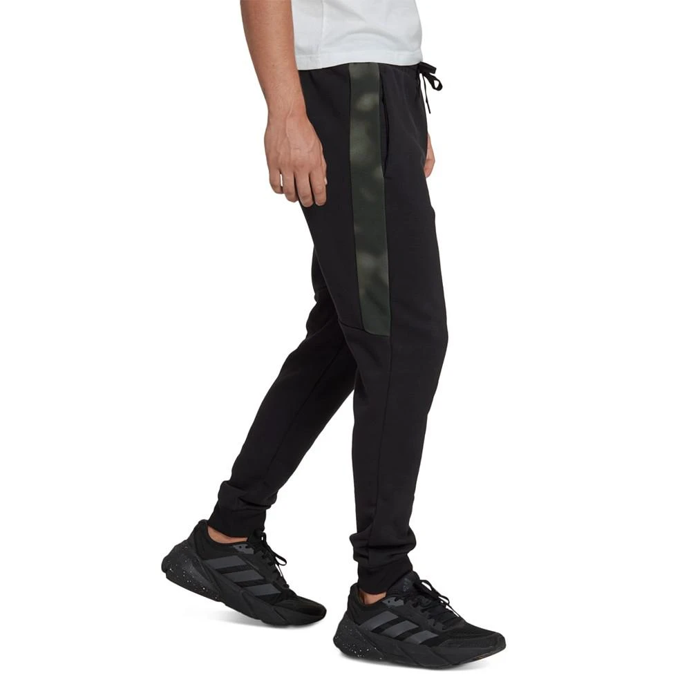 商品Adidas|Men's Essentials Camo-Print Fleece Joggers,价格¥150,第2张图片详细描述