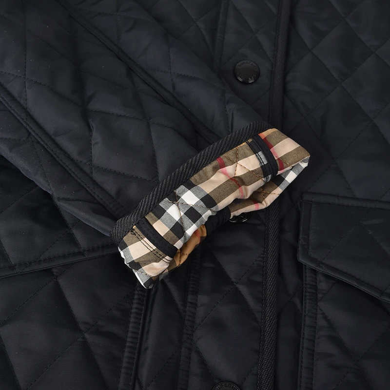 BURBERRY/博柏利 女士黑色尼龙绗缝羽绒服 80734181 商品