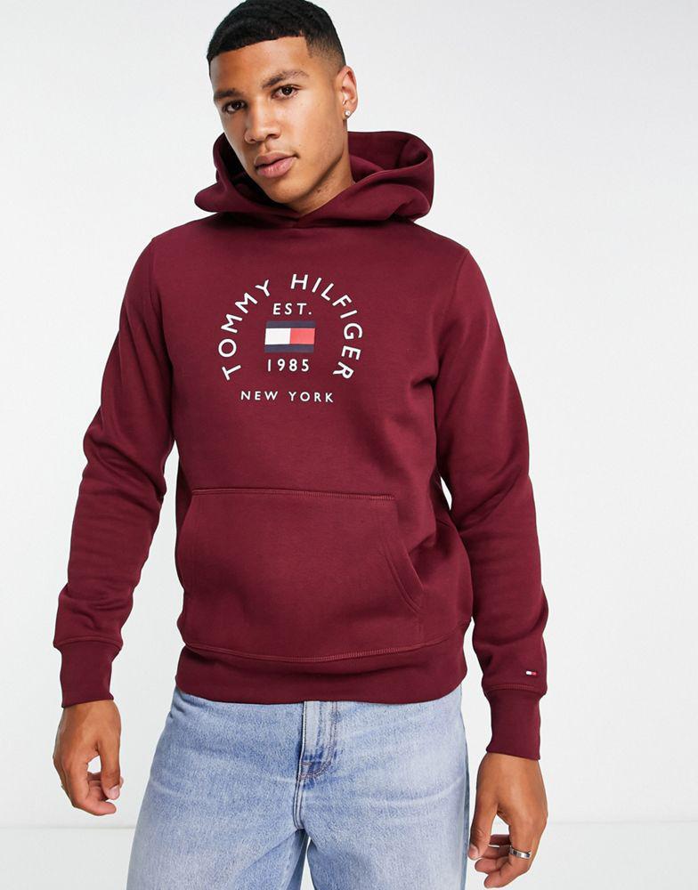 商品Tommy Hilfiger|Tommy Hilfiger flag arch logo cotton blend hoodie in burgundy,价格¥858,第4张图片详细描述