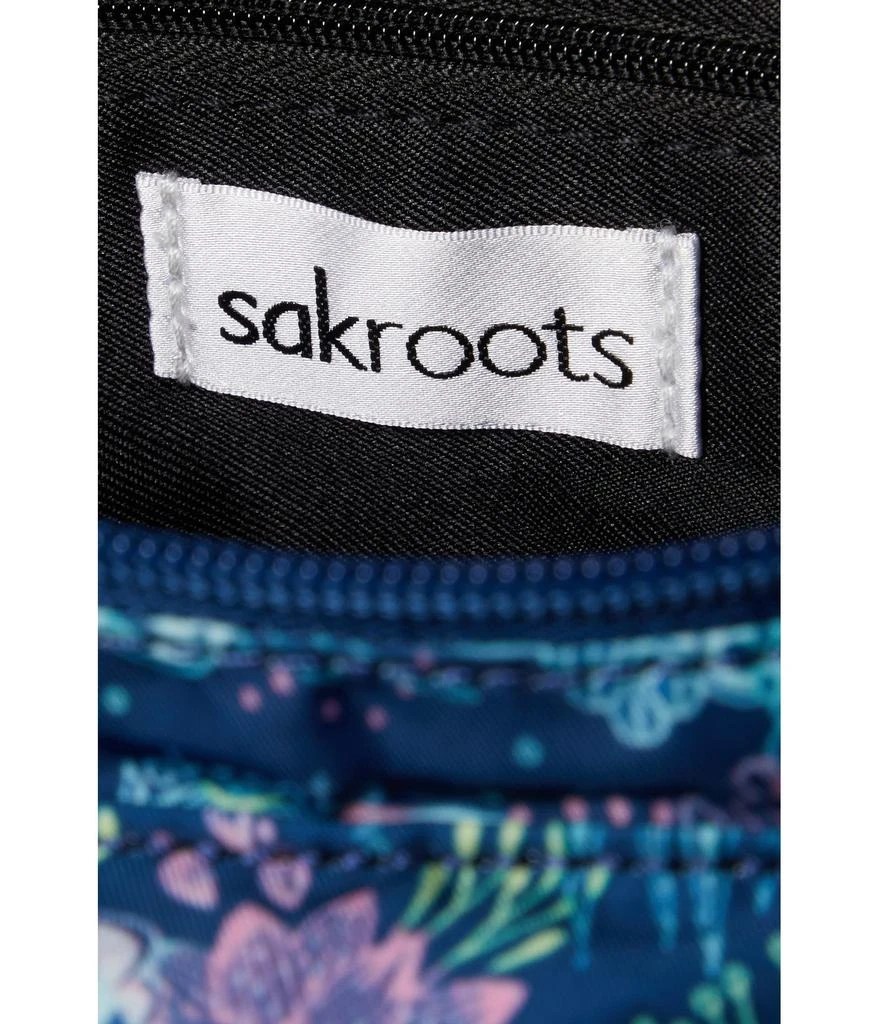 商品Sakroots|On The Go Sling Belt Bag,价格¥293,第3张图片详细描述