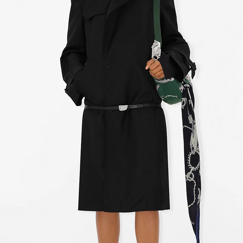 Burberry/博柏利 男女通用黑色牛皮制银色logo标牌腰带 商品