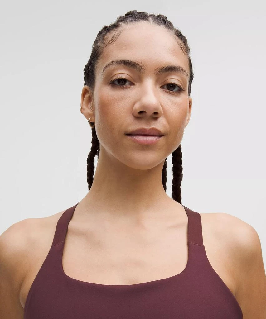 Ultralu Square-Neck Workout Bra *Medium Support, D/DD Cup 商品