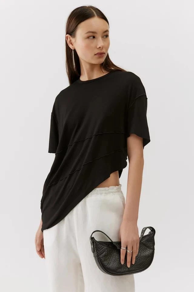 商品Urban Outfitters|UO Peek A Boo Asymmetrical Tee,价格¥150,第1张图片