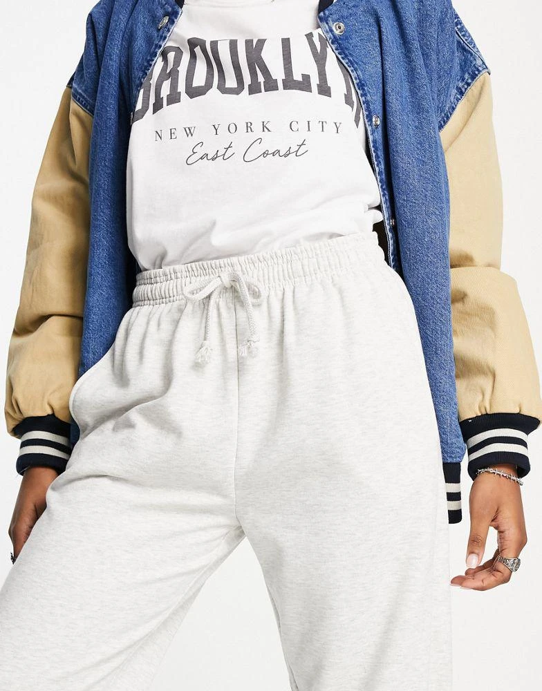 商品Topshop|Topshop oversized 90s jogger in grey marl,价格¥198,第2张图片详细描述