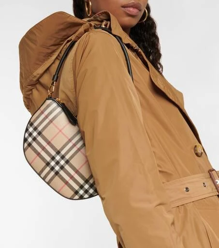 商品Burberry|Olympia Pouch checked shoulder bag,价格¥6712,第2张图片详细描述