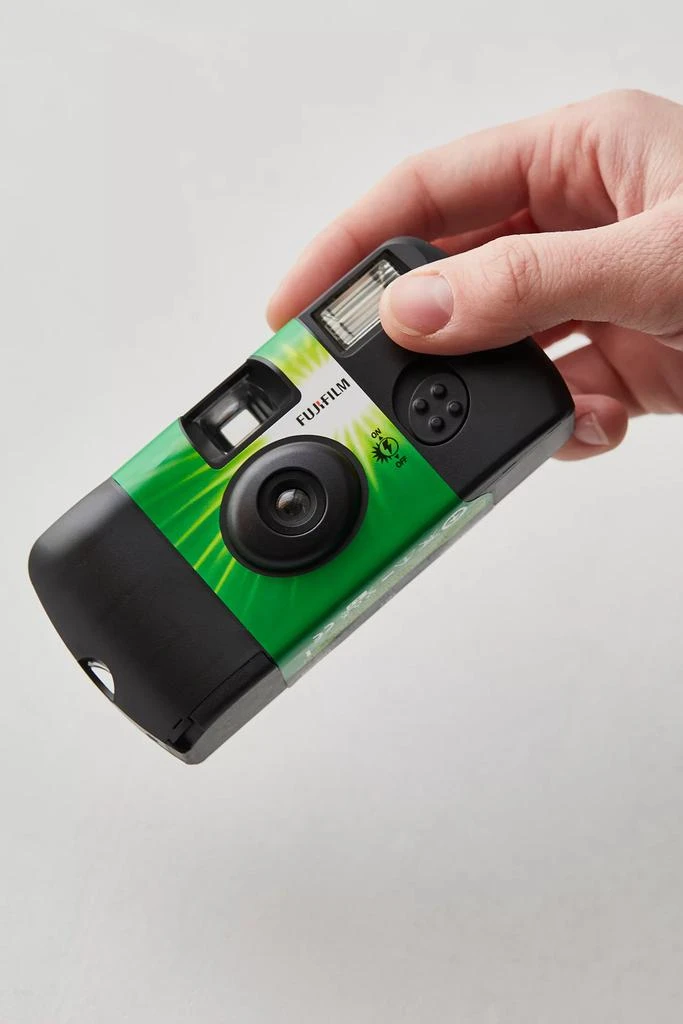 商品Fujifilm|Fujifilm Fujicolor QuickSnap Flash 400 35mm Camera,价格¥235,第2张图片详细描述
