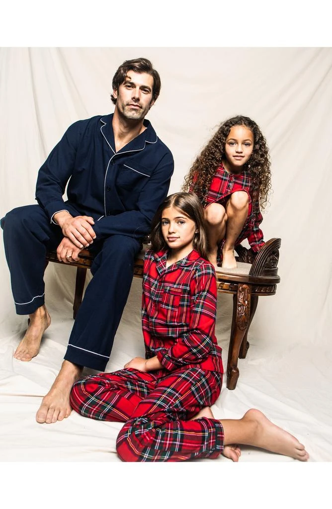 商品Petite Plume|Kids' Imperial Tartan Plaid Flannel Two Piece Pajamas,价格¥174,第5张图片详细描述