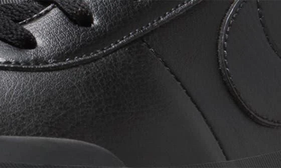 Court Shot Low Top Sneaker 商品
