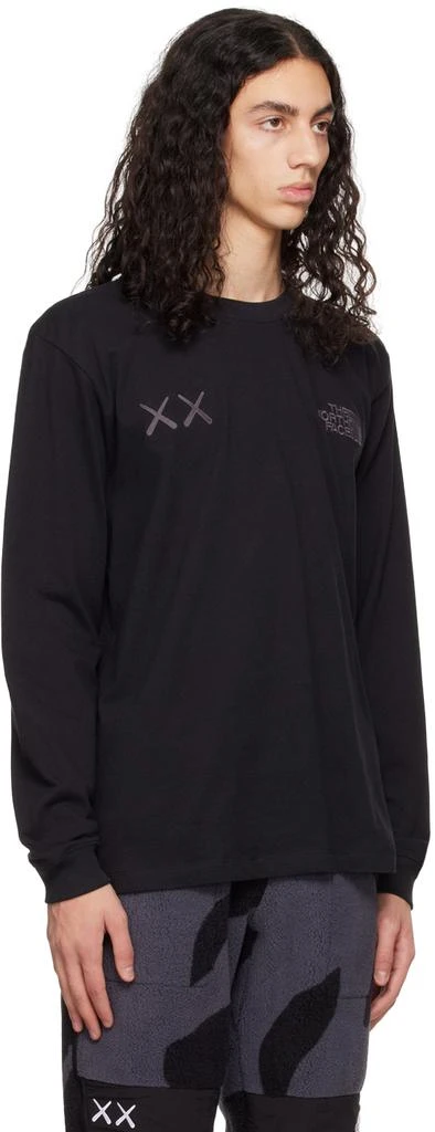 商品The North Face|Black KAWS Edition Embroidered Long Sleeve T-Shirt,价格¥670,第2张图片详细描述