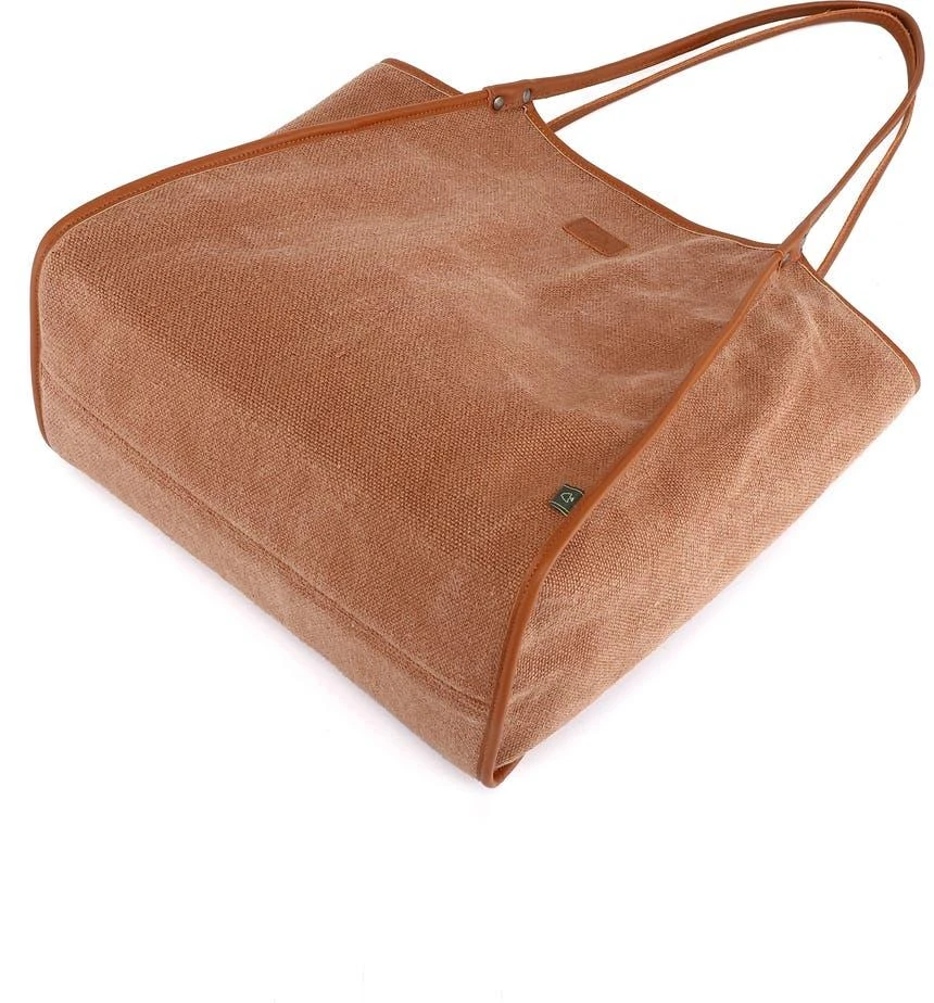 Pine Hills Canvas Tote 商品