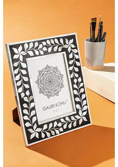 商品GAURI KOHLI|Kohli Gauri Kohli Jodhpur Mother Of Pearl Picture Frame   Black 5X7,价格¥673,第2张图片详细描述