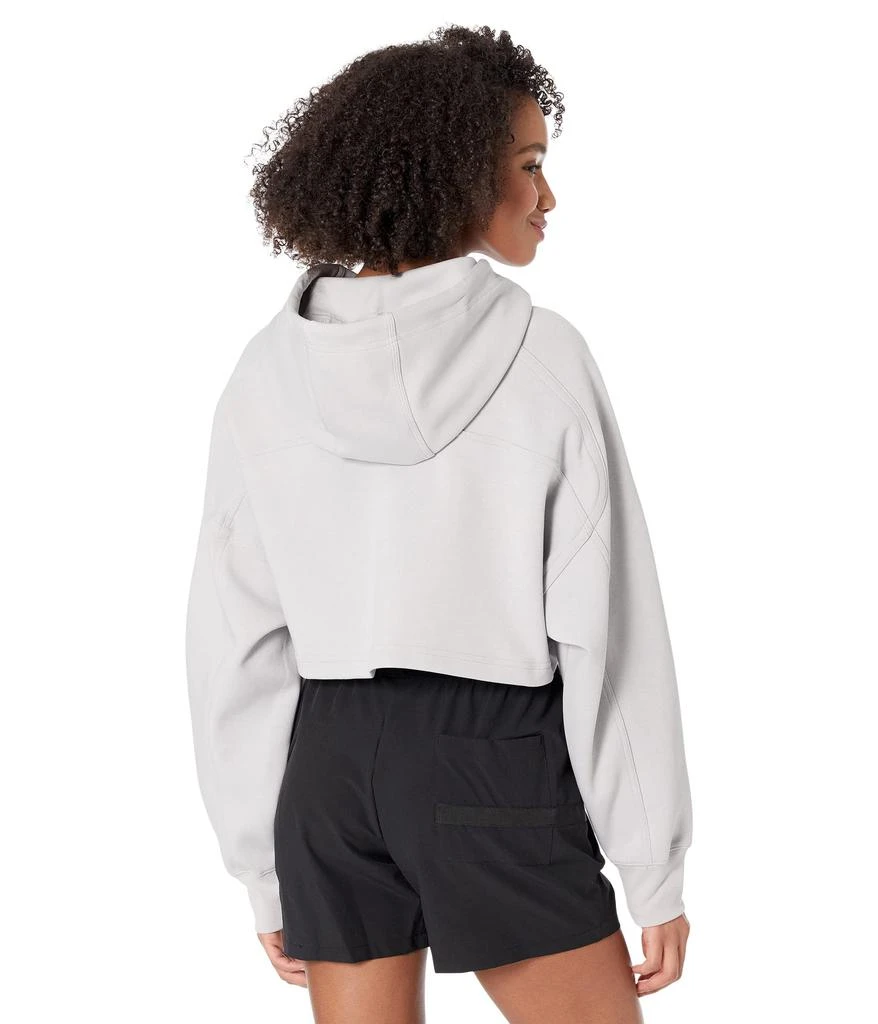 商品Adidas|Sportswear Cropped Hoodie HA8961,价格¥584,第2张图片详细描述