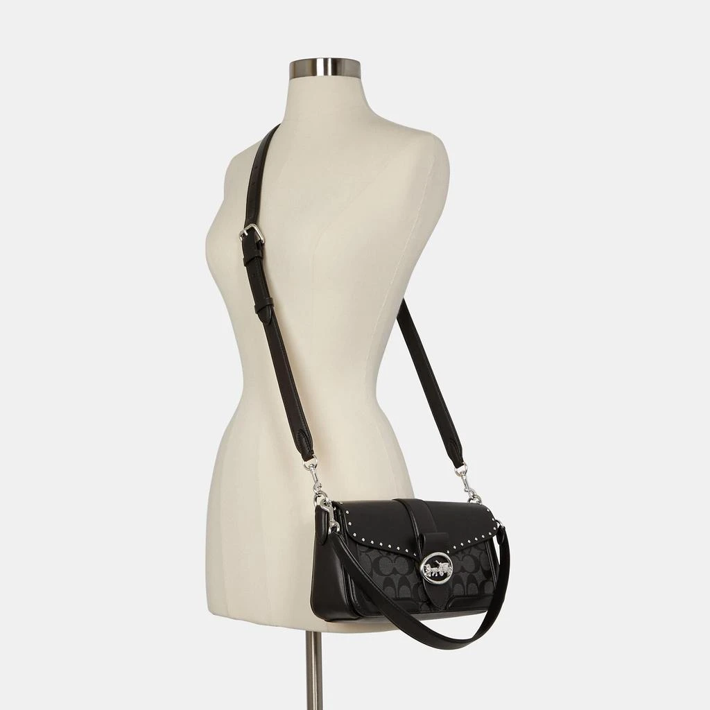 商品Coach|Coach Outlet Georgie 铆钉拼色马车标单肩包,价格¥1958,第3张图片详细描述