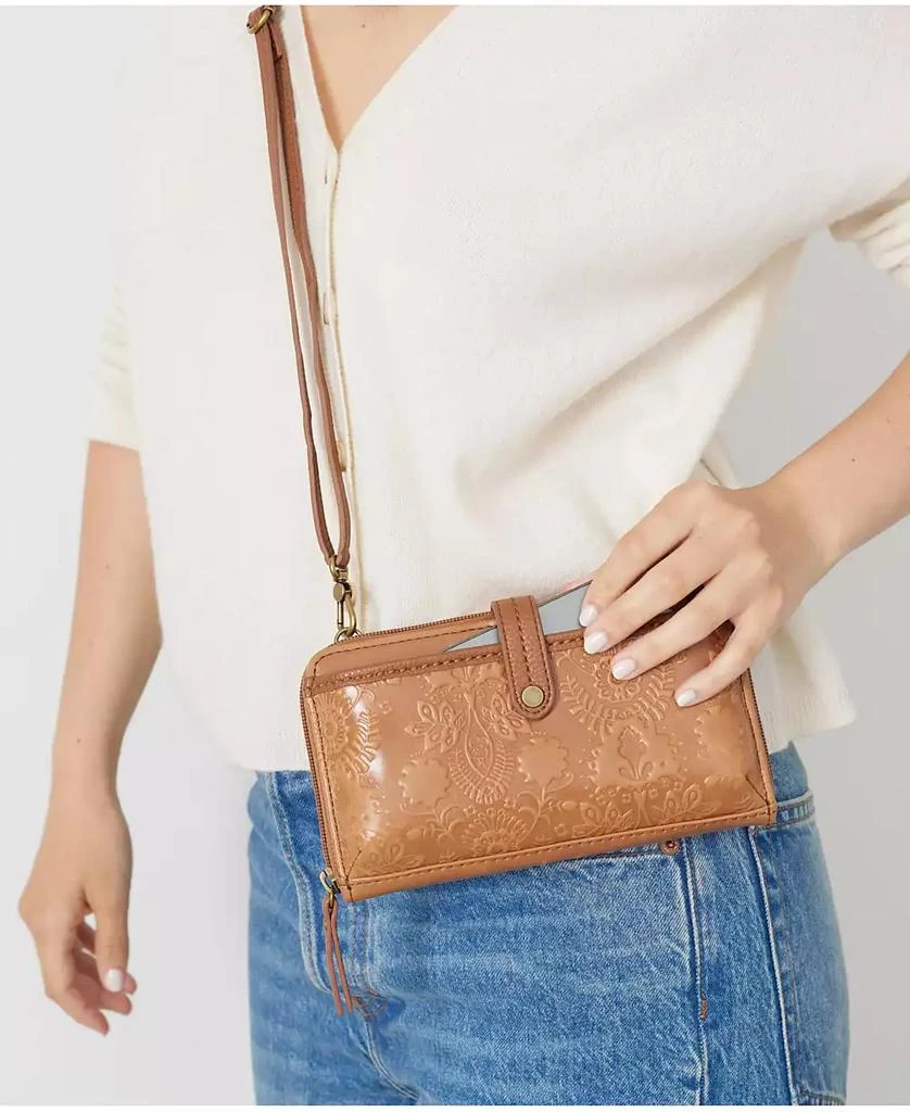 商品The Sak|Women's Iris Leather Convertible Crossbody Bag,价格¥440,第5张图片详细描述