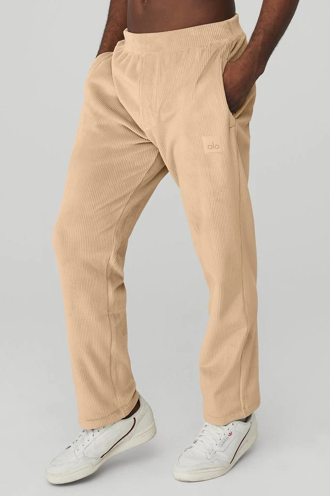商品Alo|Velour Baller Pant - Sand Dune,价格¥1104,第3张图片详细描述