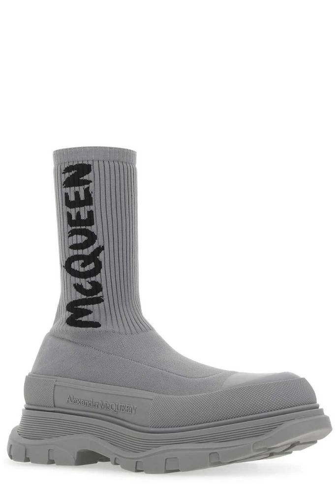 商品Alexander McQueen|Alexander McQueen Logo Printed Sock-Style Boots,价格¥4233,第2张图片详细描述