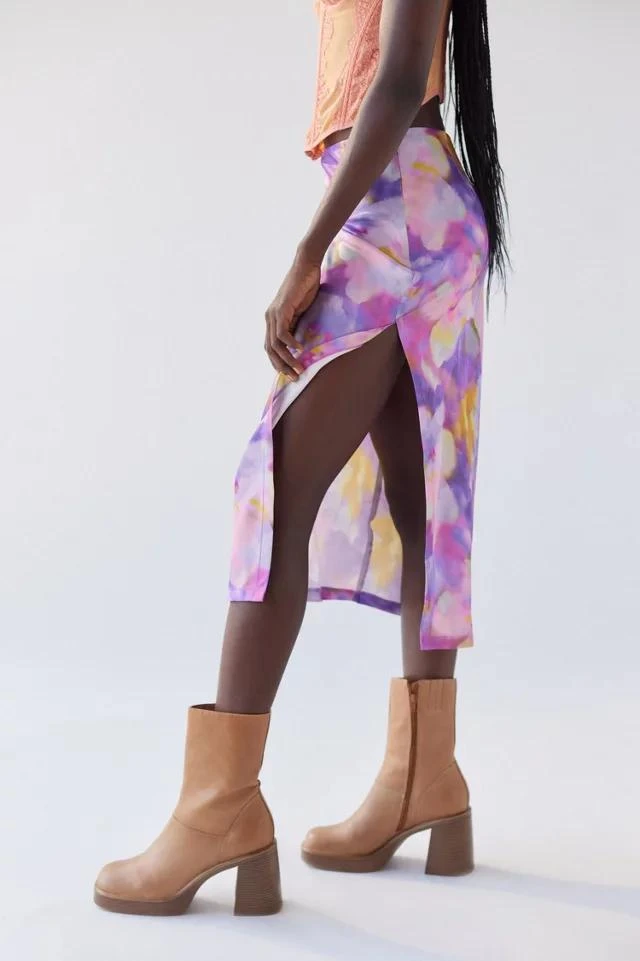 商品Urban Outfitters|UO Edy Satin Midi Skirt,价格¥150-¥150,第3张图片详细描述