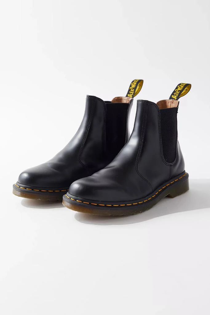 商品Dr. Martens|Dr. Martens Women's 2976 Smooth Leather Chelsea Boot,价格¥1323,第3张图片详细描述