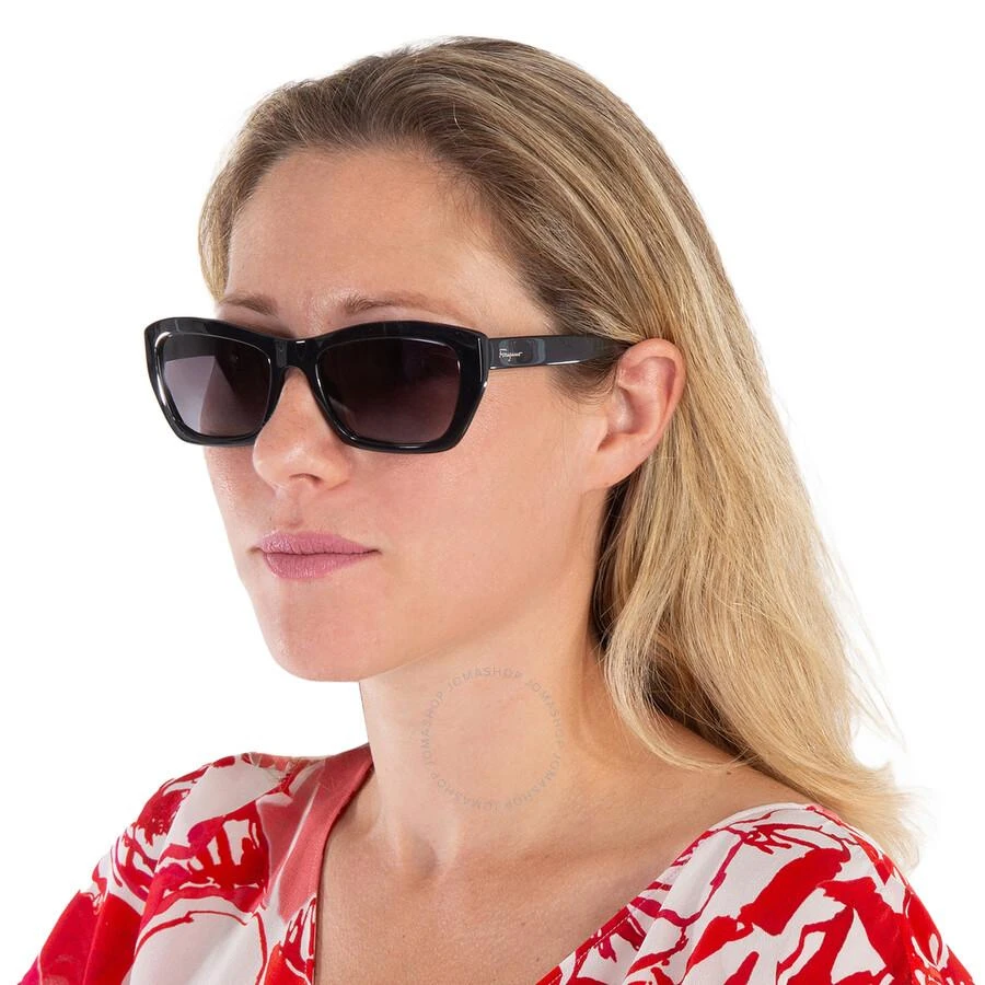 商品Salvatore Ferragamo|Salvatore Ferragamo Grey Rectangular Ladies Sunglasses SF958S 001 55,价格¥424,第2张图片详细描述