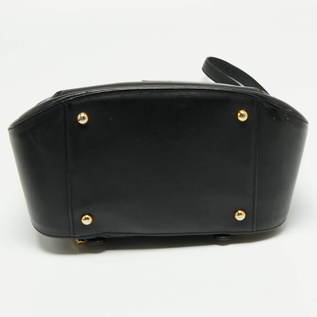 MCM Black Leather Front Pocket Flap Backpack商品第7张图片规格展示