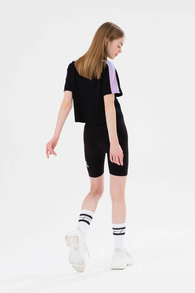 商品HYPE GIRLS|HYPE GIRLS BLACK FANTASY SCRIPT CROP T-SHIRT,价格¥79,第2张图片详细描述